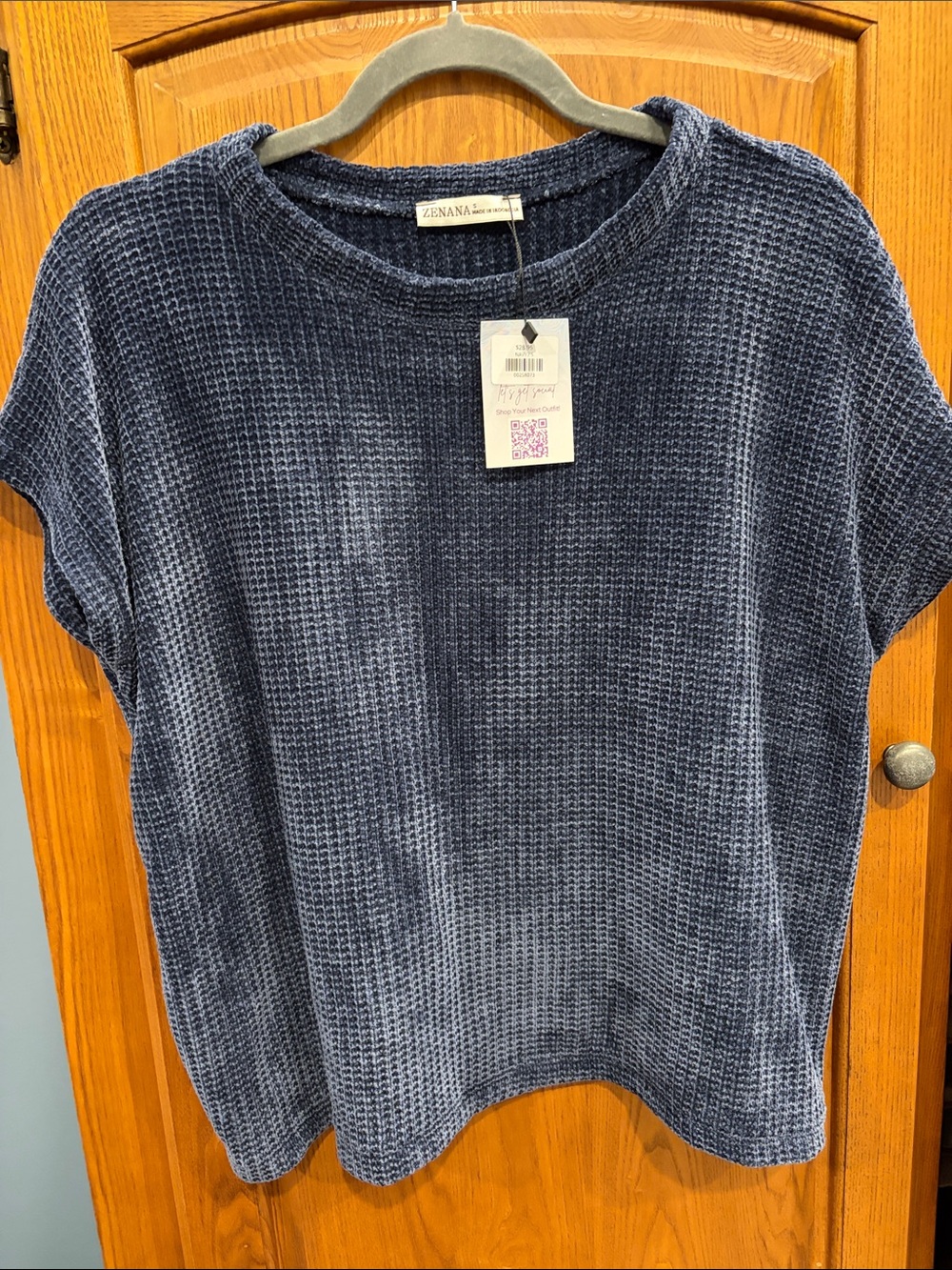 NWT Zenana Outfitters Navy Chenille Short Sleeve Top size small